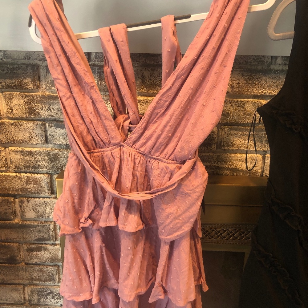 Lulus NEW flirty rose dress